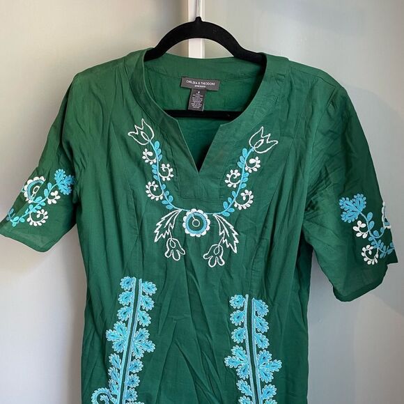 Chelsea & Theodore Green Embroidered Dress - Picture 2 of 4
